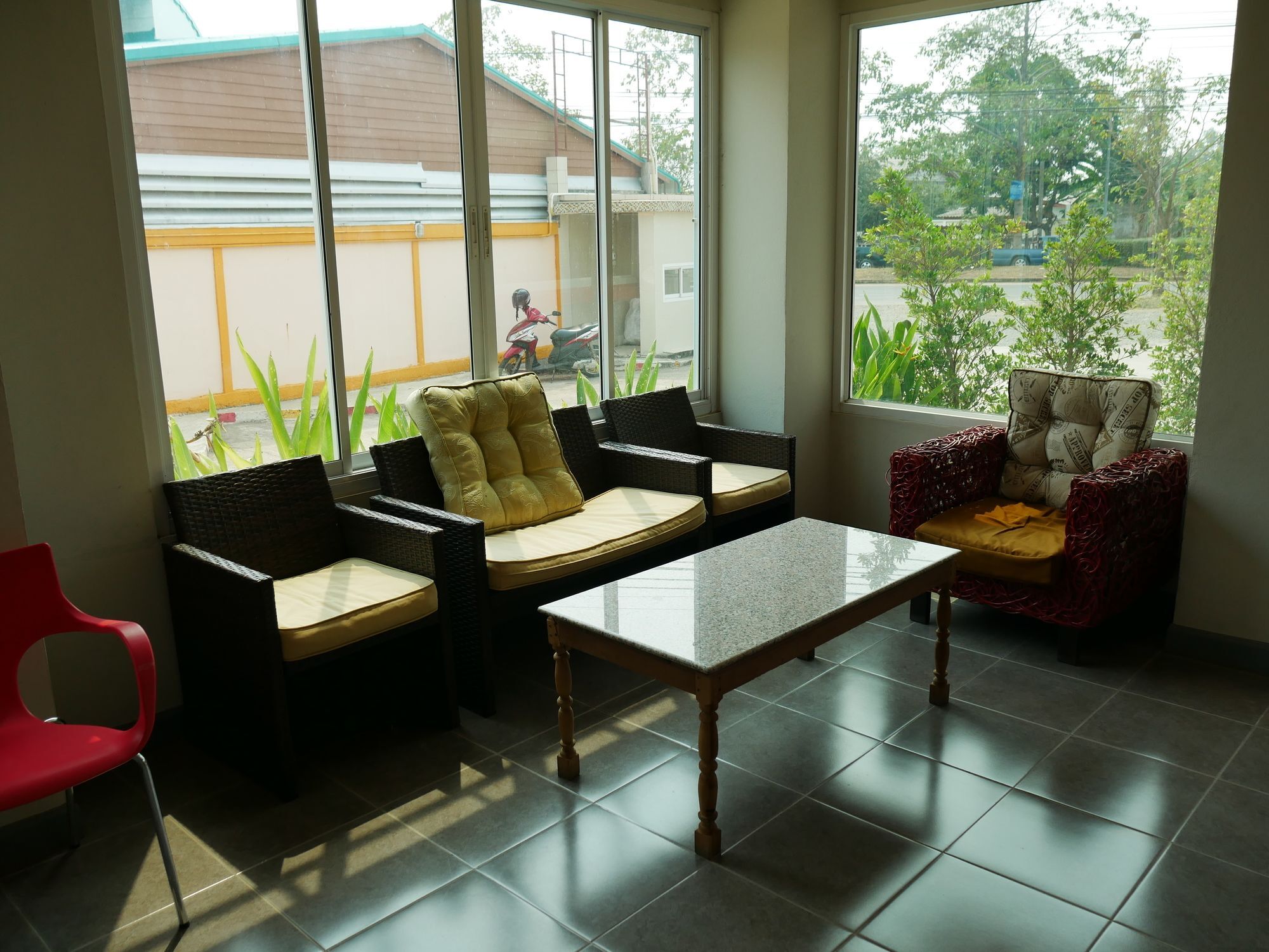 Pk Hotel Buriram Kültér fotó